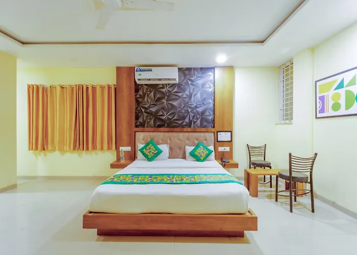 Treebo Royal Empire IndoreAirport Hotel